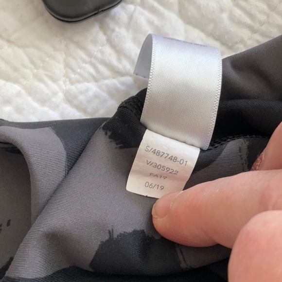 Athleta Tenacity 7/8 Tight - Picture 8 of 8